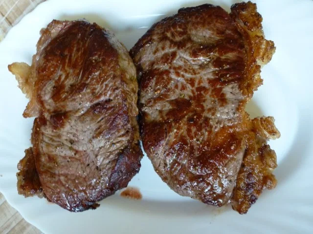 Rosmarin-Rumpsteaks NT gegart mit Ruccola-Möhrensalat - Rezept - Bild Nr. 7