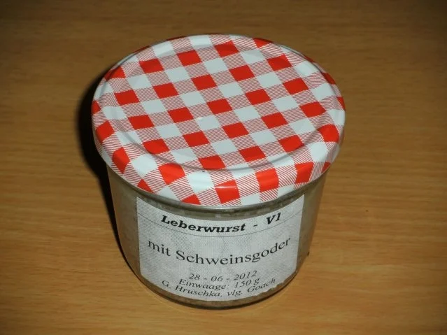 Rezept: Wursten: Hausgemachte Leberwurst mit Schweinsgoder / Schweinekinn Wursten: Hausgemachte Leberwurst mit Schweinsgoder / Schweinekinn - Rezept