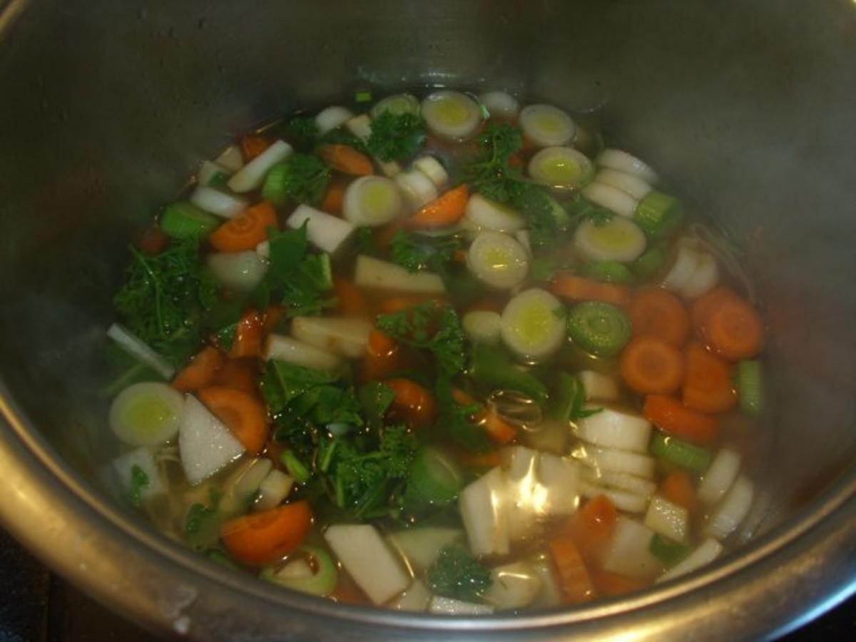 Einfache Gemüsesuppe - Rezept - Bild Nr. 2