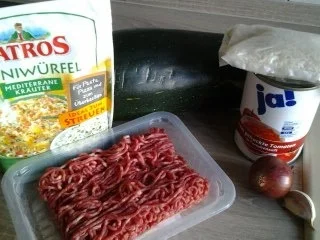 Rezept: Gefüllte Zucchini Bild Nr. 2 Gefüllte Zucchini - Rezept - Bild Nr. 2