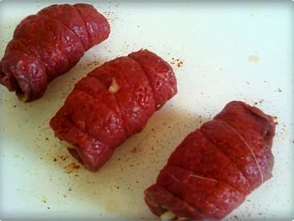 Rinderrouladen mit Drillingskartoffeln und Rote Bete Salat dazu. - Rezept - Bild Nr. 6
