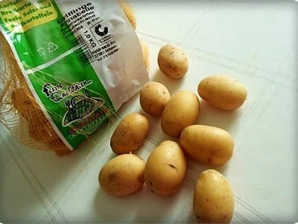 Rinderrouladen mit Drillingskartoffeln und Rote Bete Salat dazu. - Rezept - Bild Nr. 8