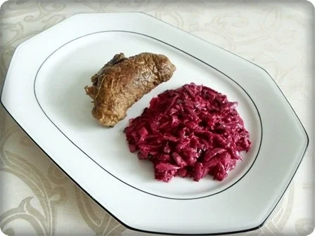 Rinderrouladen mit Drillingskartoffeln und Rote Bete Salat dazu. - Rezept - Bild Nr. 12