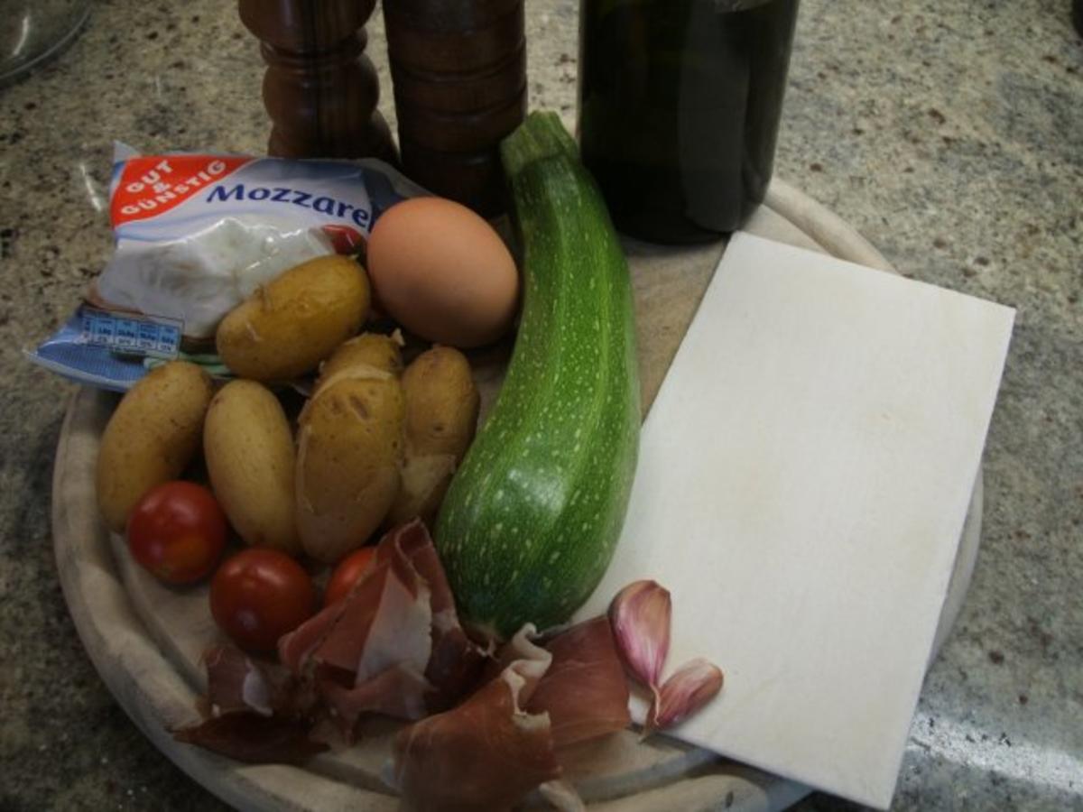 Pikantes Backen: Quiche aus Blätterteig mit Zucchini - Rezept - Bild Nr. 2