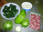 Paprika gefüllt mit Blattspinat - Rezept