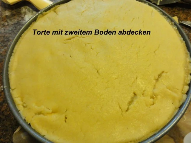 Rezept: Mürbeteig: APFELTORTE -gedeckt- Bild Nr. 7 Mürbeteig: APFELTORTE -gedeckt- - Rezept - Bild Nr. 7