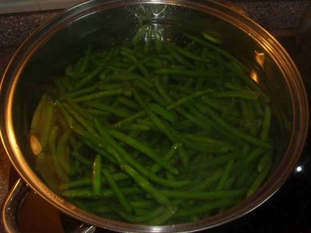 Rezept: Grüne Bohnen mit Speck und Champignons Bild Nr. 4 Grüne Bohnen mit Speck und Champignons - Rezept - Bild Nr. 4
