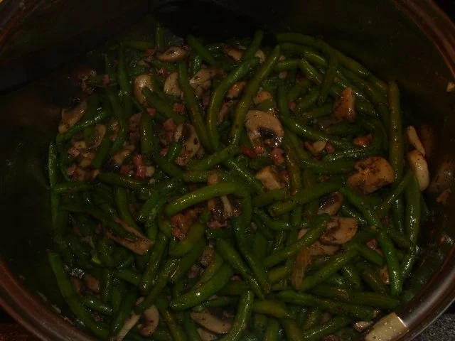 Rezept: Grüne Bohnen mit Speck und Champignons Bild Nr. 5 Grüne Bohnen mit Speck und Champignons - Rezept - Bild Nr. 5