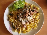 Nudeln in Champignon - Sahnesoße - Rezept