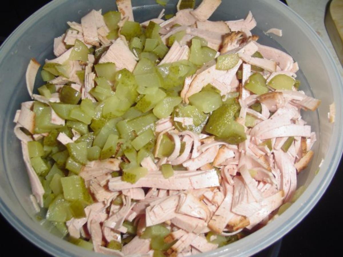 Selbstgemachter Fleischsalat mit selbsgemachten Baguett - einfach - von ...