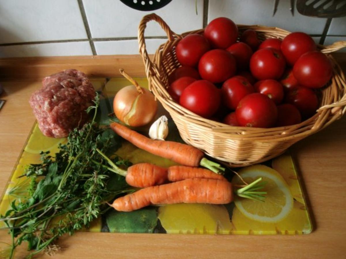 Tomaten-Hackpfanne mit  Kartoffel-Zwiebel -Möhrenstampf - Rezept - Bild Nr. 3
