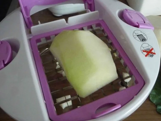 Suppen & Eintöpfe :  Kohlrabi – Spargel – Suppe - Rezept - Bild Nr. 2