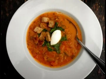 schnelle Zucchini-Tomaten-Suppe - Rezept