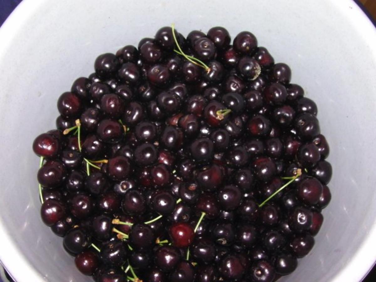 Kirschgelee mit Vanille - einfach - 190 kcal/100g Kirschgelee mit Vanille - einfach - 190 kcal/100g