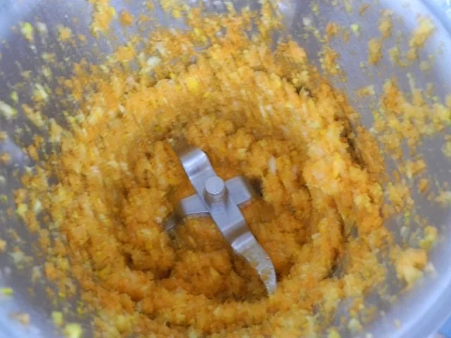 Rezept: Hackfleisch : Frikadellen auf jungen Bohnen an falscher Souce Hollandaise Bild Nr. 10 Hackfleisch : Frikadellen auf jungen Bohnen an falscher Souce Hollandaise - Rezept - Bild Nr. 10