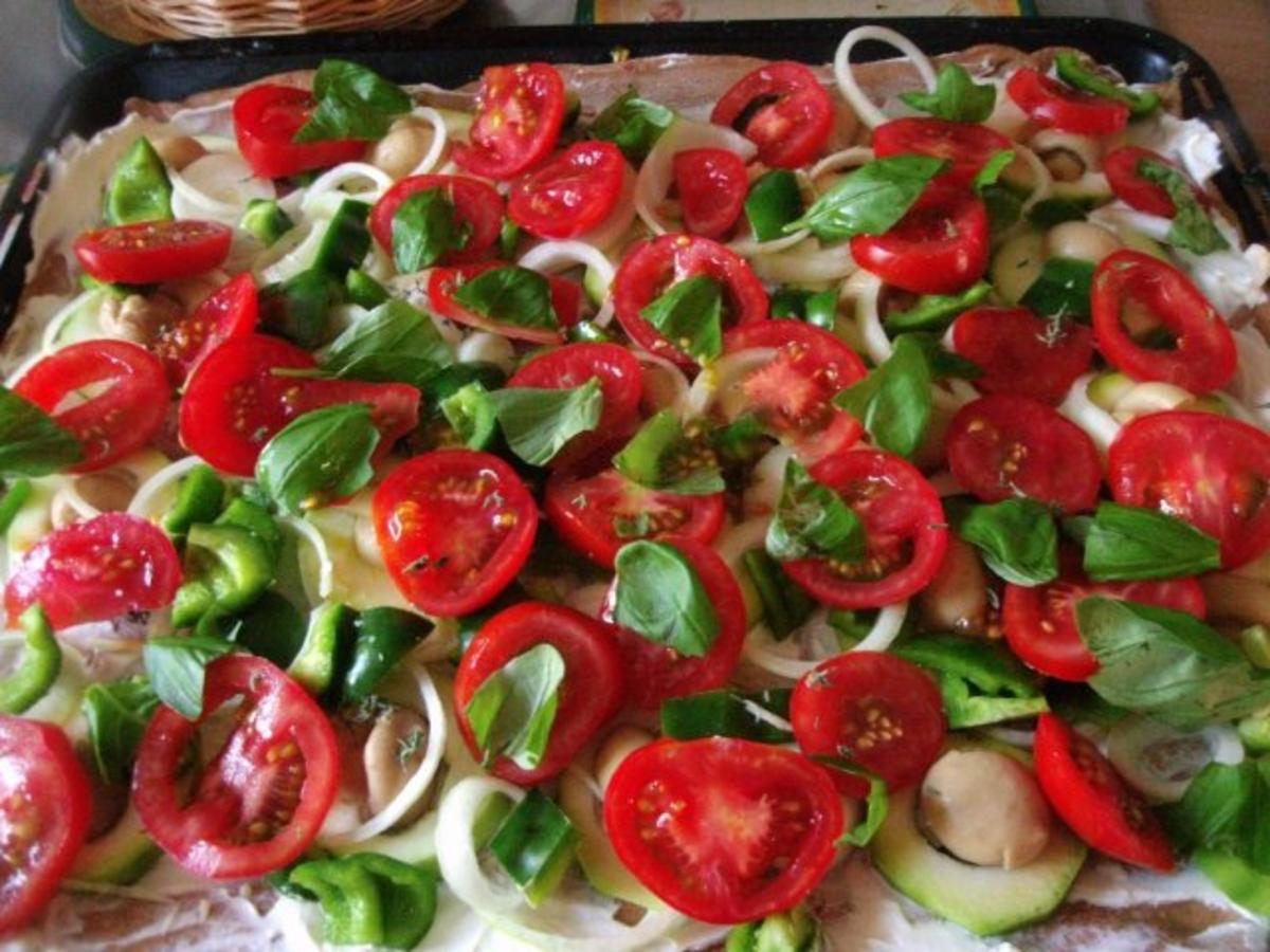 bunte Gemüse - Pizza - Rezept mit Bild - kochbar.de