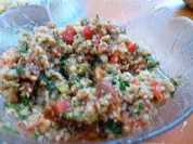 Ein Bulgursalat zu gegrilltem und ein Dessert für hinterher - Rezept