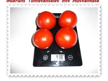 Rezept: Salat: Tomatensalat mit Hüttenkäse Bild Nr. 3 Salat: Tomatensalat mit Hüttenkäse - Rezept - Bild Nr. 3
