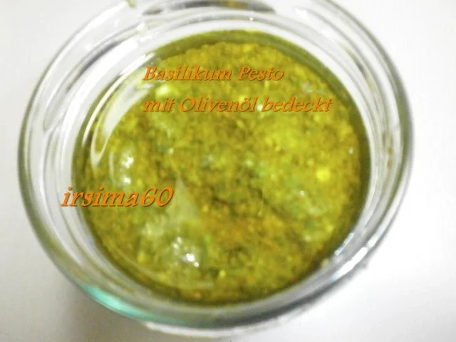 Rezept: Basilikum-Pesto Bild Nr. 8 Basilikum-Pesto - Rezept - Bild Nr. 8