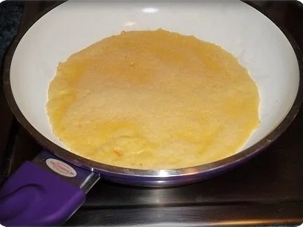 Pfannkuchen mit Hagebutten-Konfitüre - Rezept - Bild Nr. 5