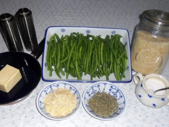 Rezept: "Oma - Friede`s" köstlich, zarter Taubenbraten in Sahnesauce. (Rzpt. um 1939) Bild Nr. 15 "Oma - Friede`s" köstlich, zarter Taubenbraten in Sahnesauce. (Rzpt. um 1939) - Rezept - Bild Nr. 15