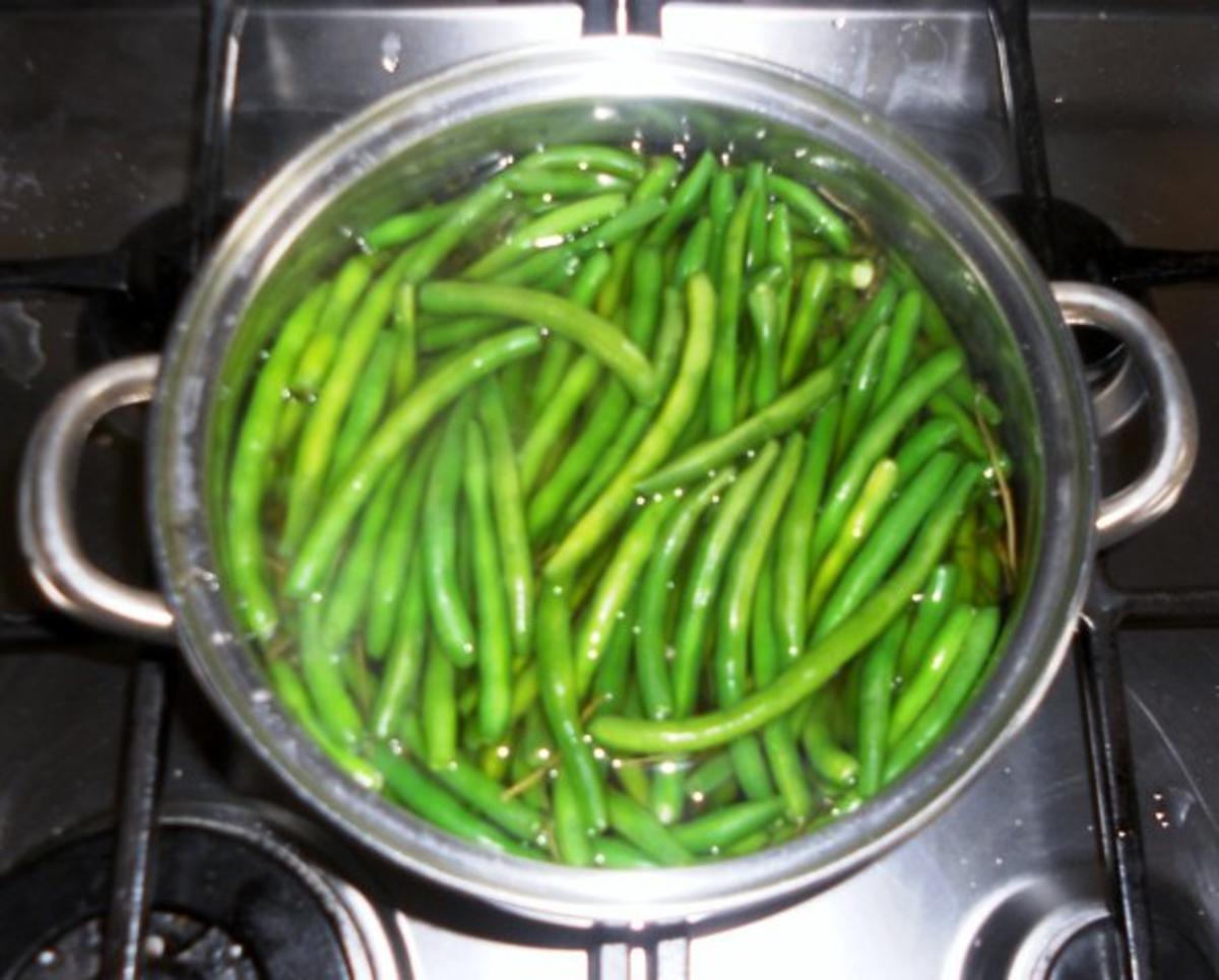 "Oma - Friede`s" köstlich, zarter Taubenbraten in Sahnesauce. (Rzpt. um 1939) - Rezept - Bild Nr. 16