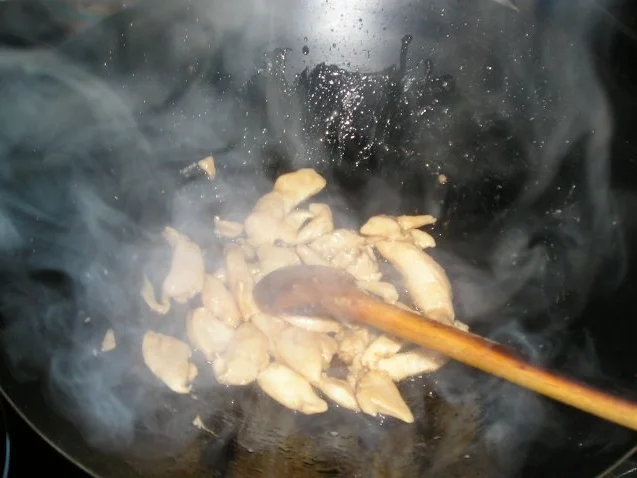 Rezept: Hühnerfleisch süß-sauer nach Christl`s Art Bild Nr. 3 Hühnerfleisch süß-sauer nach Christl`s Art - Rezept - Bild Nr. 3