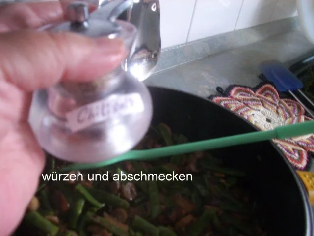 Rezept: Pilzbohnen Bild Nr. 11 Pilzbohnen - Rezept - Bild Nr. 11