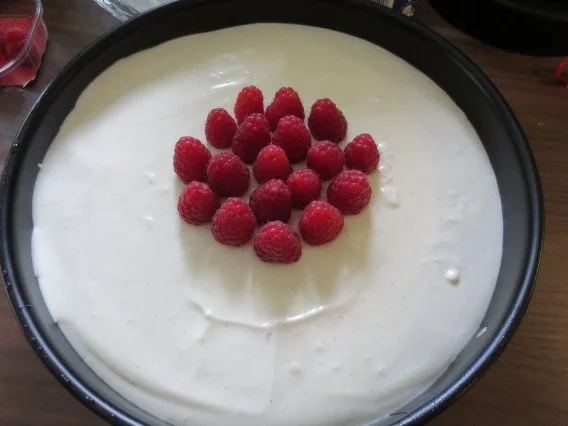 Rezept: Schoko-Beeren-Torte mit Quarkcreme Bild Nr. 3 Schoko-Beeren-Torte mit Quarkcreme - Rezept - Bild Nr. 3