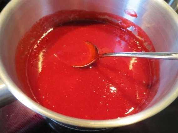 Rezept: Schoko-Beeren-Torte mit Quarkcreme Bild Nr. 4 Schoko-Beeren-Torte mit Quarkcreme - Rezept - Bild Nr. 4