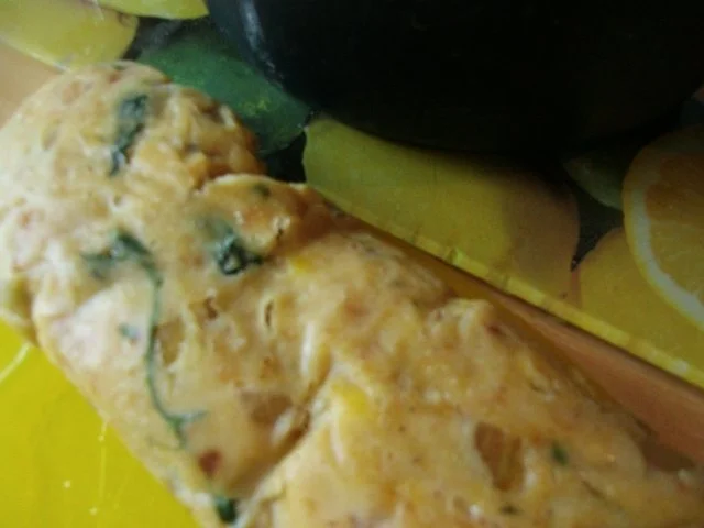 Rinderbraten in Preiselbeersauce und Zwiebelsemmelknödel und Broccoligemüse - Rezept - Bild Nr. 18