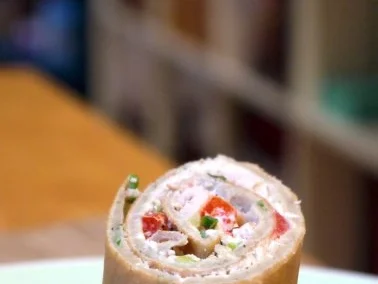 Rezept: Kräutercrepes mit Hähnchenfüllung Bild Nr. 20 Kräutercrepes mit Hähnchenfüllung - Rezept - Bild Nr. 20