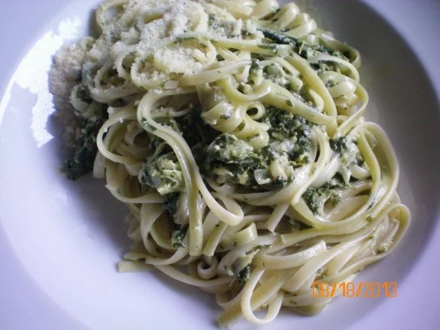 Rezept: Pasta mit Mangoldsahnesoße Pasta mit Mangoldsahnesoße - Rezept