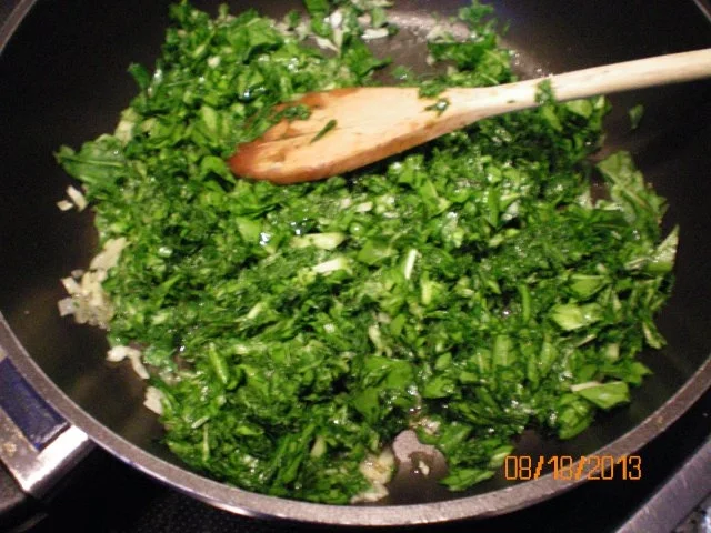 Rezept: Pasta mit Mangoldsahnesoße Bild Nr. 3 Pasta mit Mangoldsahnesoße - Rezept - Bild Nr. 3