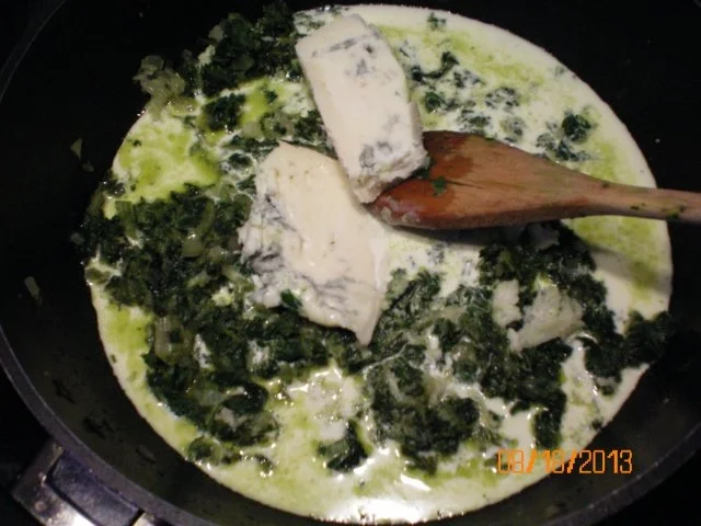 Rezept: Pasta mit Mangoldsahnesoße Bild Nr. 4 Pasta mit Mangoldsahnesoße - Rezept - Bild Nr. 4