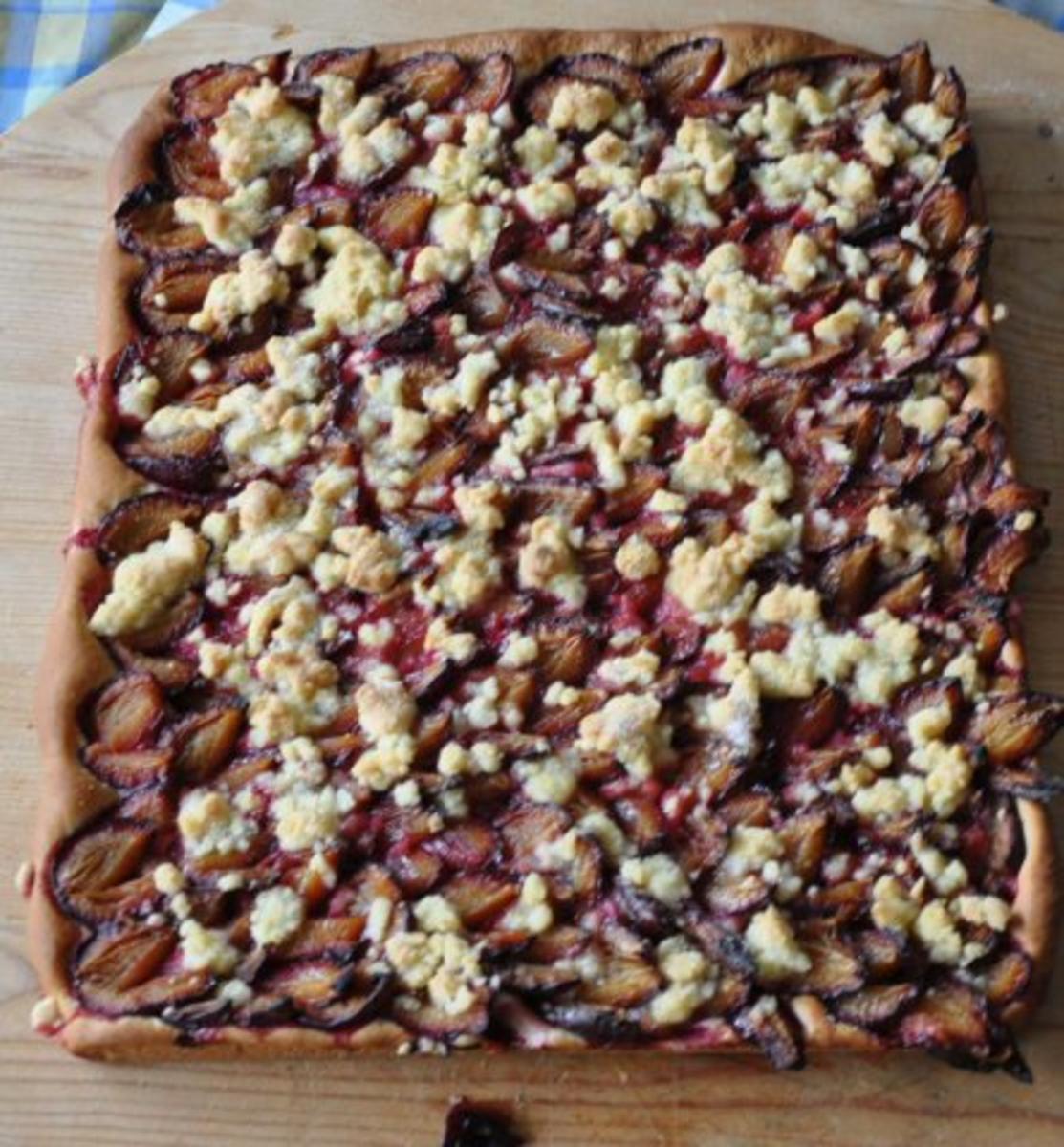 Zwetschgenkuchen mit Streusel - Rezept mit Bild - kochbar.de