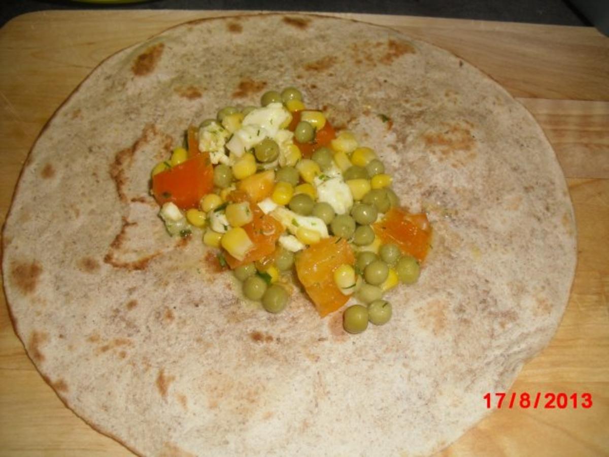 Wrap aus Vollkorn mit Gemüse Füllung - schnell &amp; einfach - 159 kcal/100g