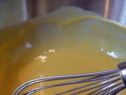 Sesam-Hähnchenspieße mit Senf-Honig-Dip und gebratenen Tomaten - Rezept - Bild Nr. 2