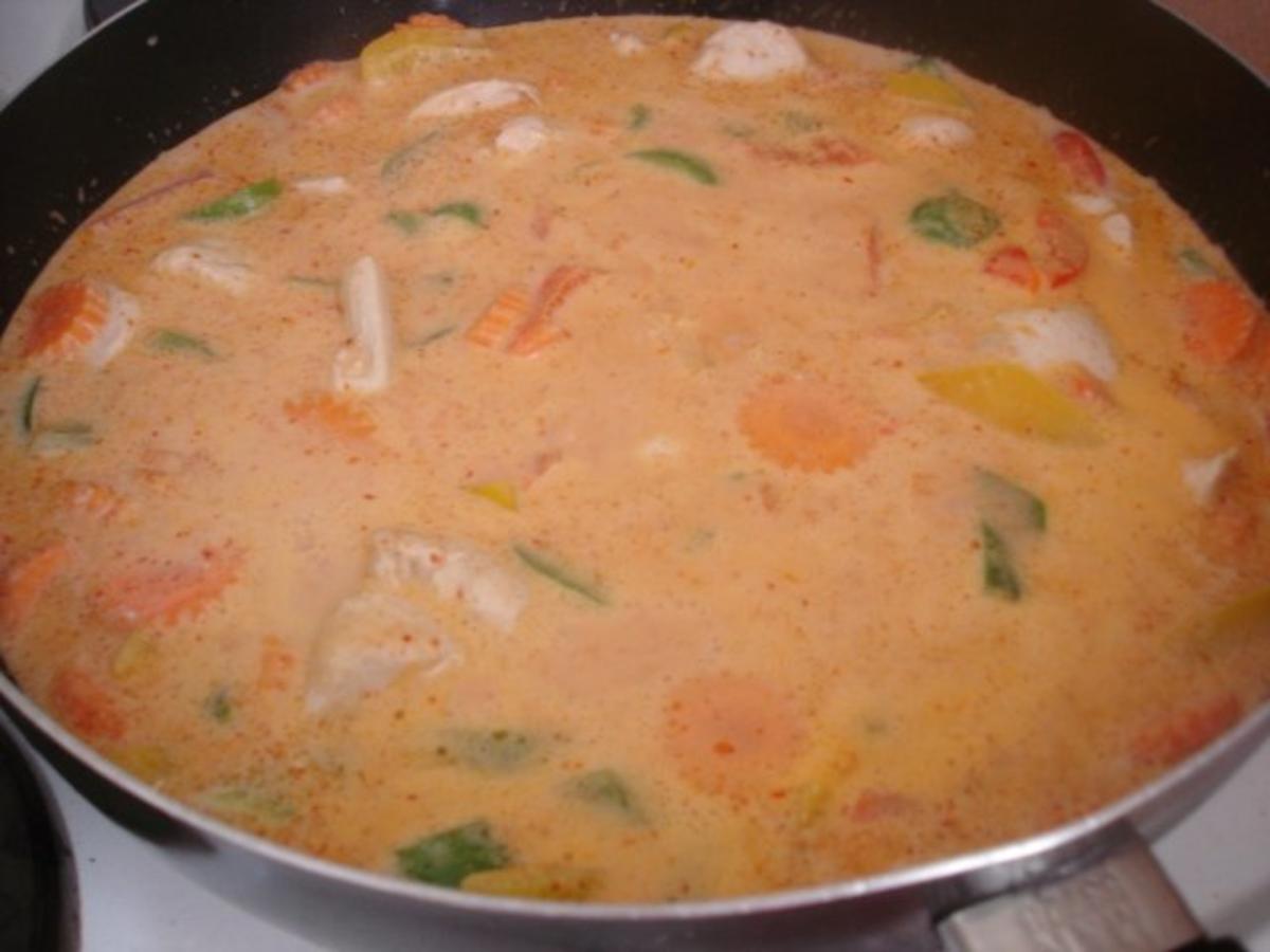 Hähnchenbrustfilet-Curry mit buntem Reis - Rezept - Bild Nr. 13