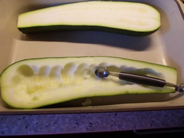 Rezept: Gefüllte Zucchini auf meine Art 2.0 Bild Nr. 3 Gefüllte Zucchini auf meine Art 2.0 - Rezept - Bild Nr. 3