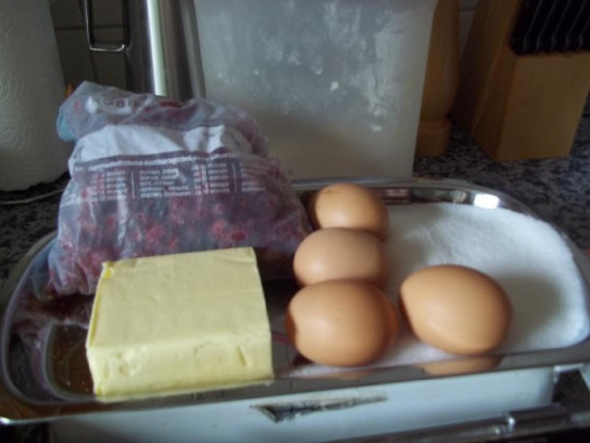 Johannisbeerkuchen mit Baiser vom Blech - Rezept - kochbar.de