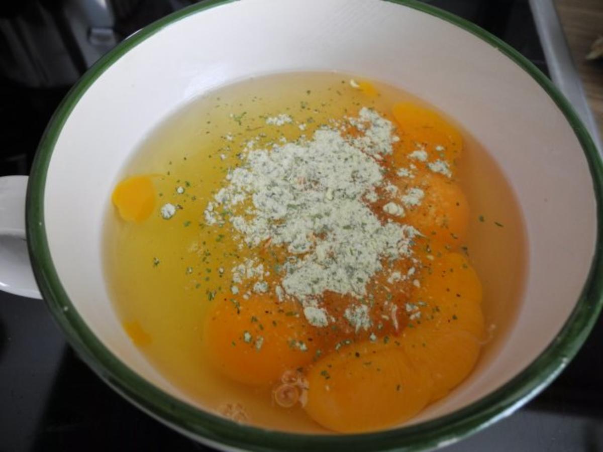 Würstchen Petersilien Rührei mit Kartoffeln und Zwiebel Rahmspinat ...