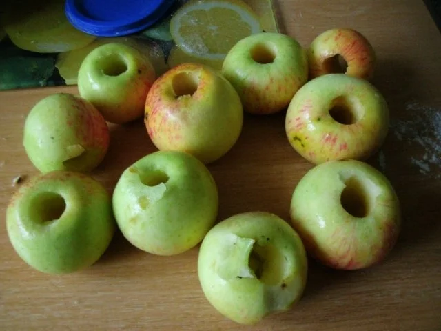 Rezept: Apfelkuchen mit Pudding und Streusel Bild Nr. 8 Apfelkuchen mit Pudding und Streusel - Rezept - Bild Nr. 8