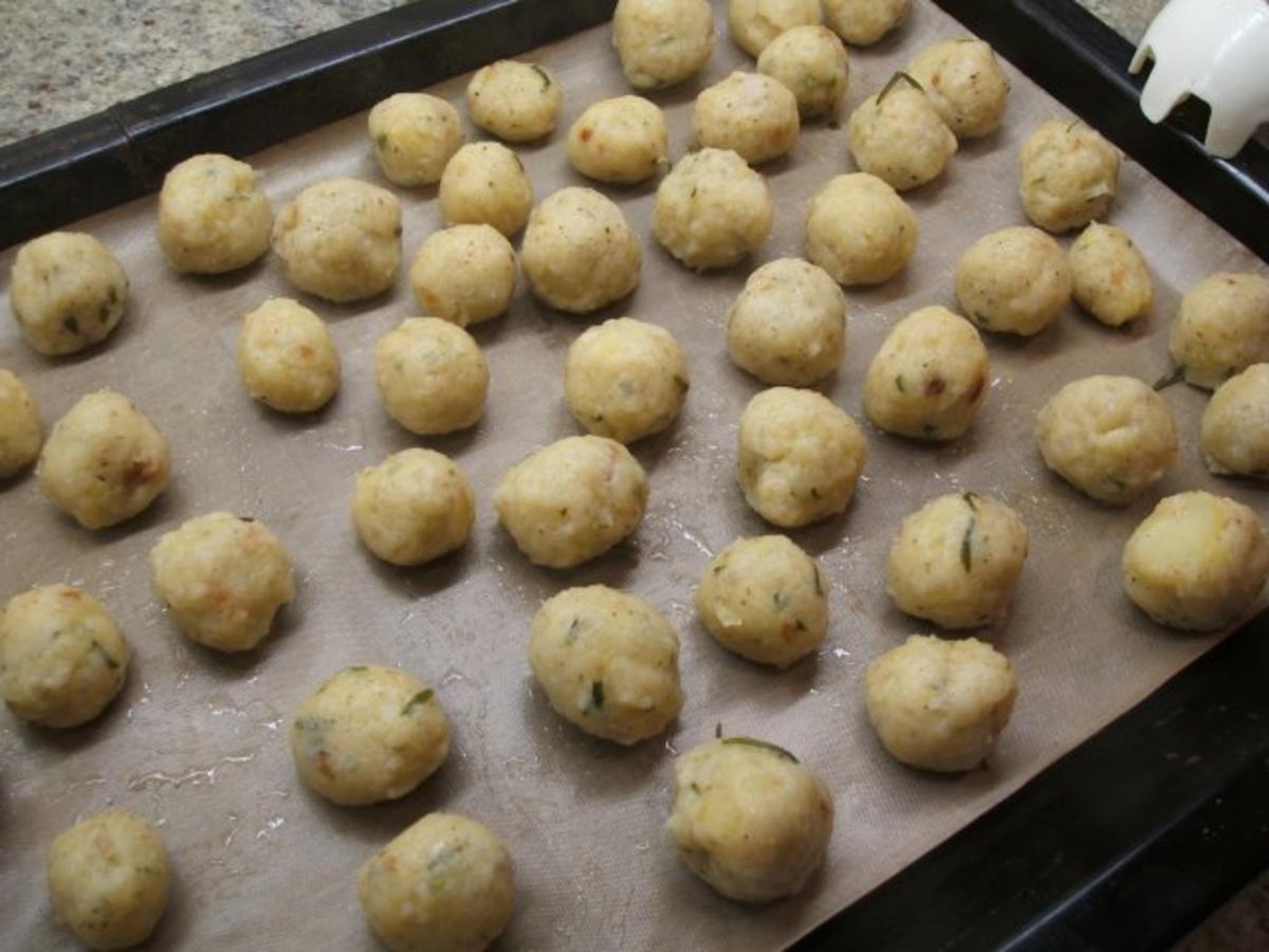 Kartoffeln: Rosmarin-Kartoffelbällchen - Rezept - Bild Nr. 9