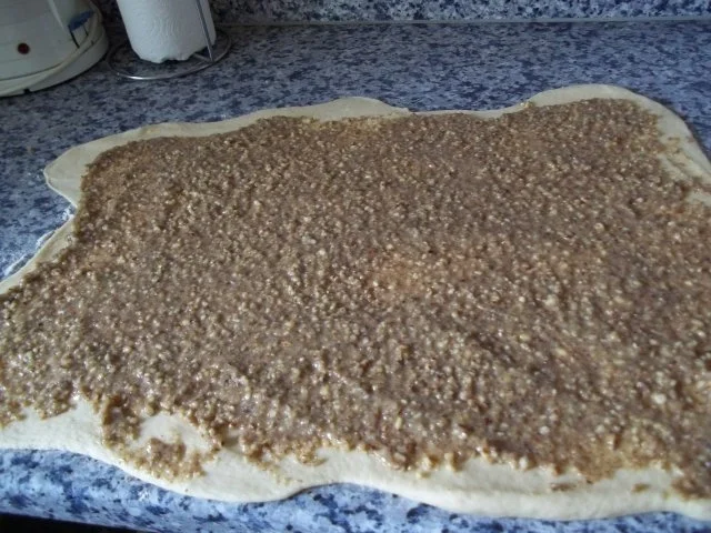 Rezept: Hefe-Nuss-Kranz Bild Nr. 7 Hefe-Nuss-Kranz - Rezept - Bild Nr. 7