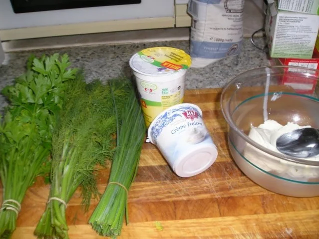 Kräuter-Knoblauch Dip - Rezept - Bild Nr. 2