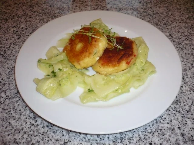 Kartoffelpflanzerln mit Schafskäse und Paprika - Rezept - Bild Nr. 9