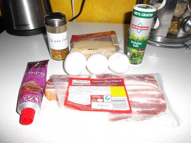 Eier: Harissa-Rührei mit Speck und Käse - Rezept - Bild Nr. 2