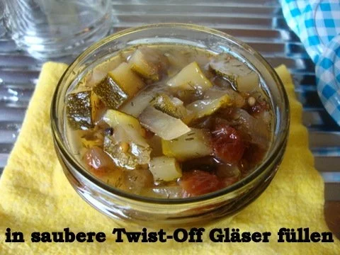 Zucchinichutney mit Rosinen-Ingwer-Kardamom - Rezept - Bild Nr. 9