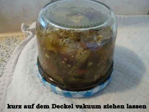 Zucchinichutney mit Rosinen-Ingwer-Kardamom - Rezept - Bild Nr. 10